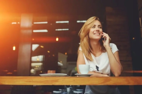 Stanchi di rispondere al telefono per le prenotazioni del ristorante - 